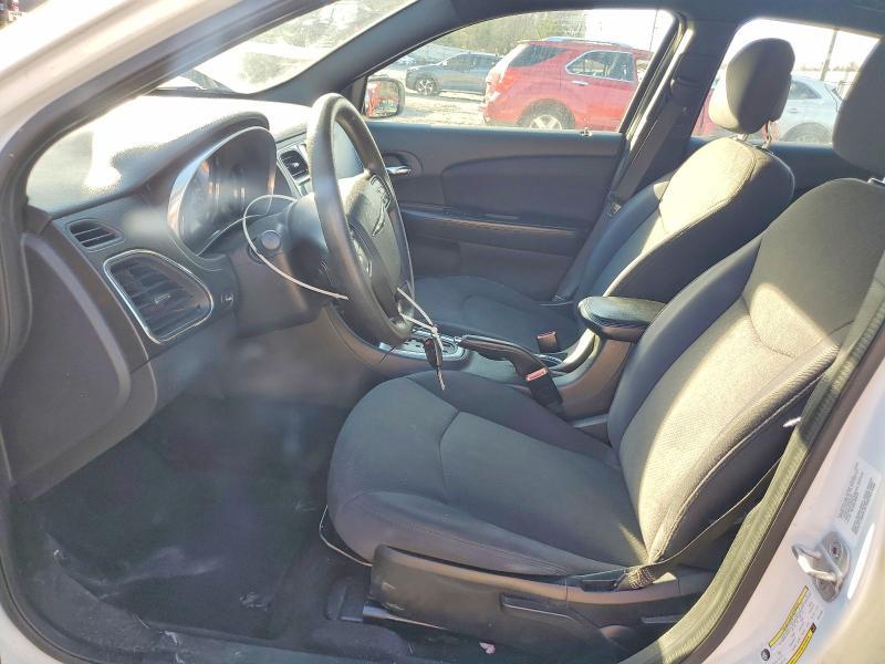 2012 Chrysler 200 lx