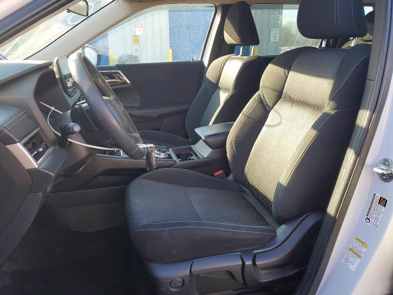 2022 Mitsubishi Outlander es