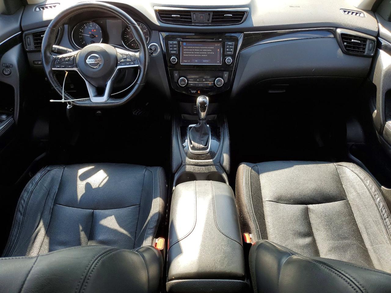 2017 Nissan Rogue Sport sl