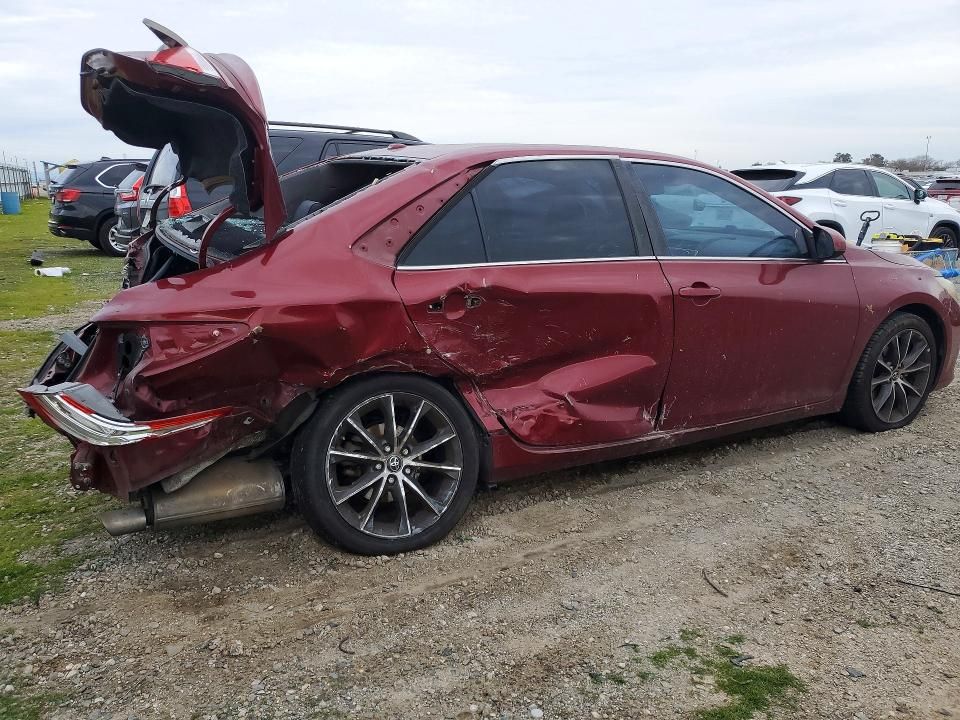 2016 Toyota Camry le