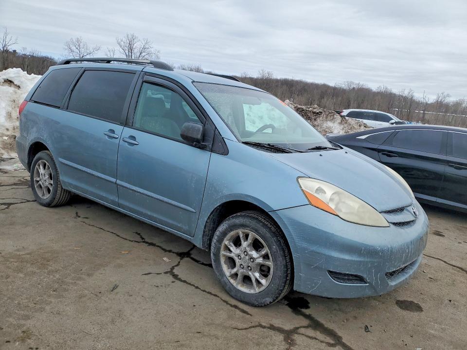 2006 Toyota Sienna le