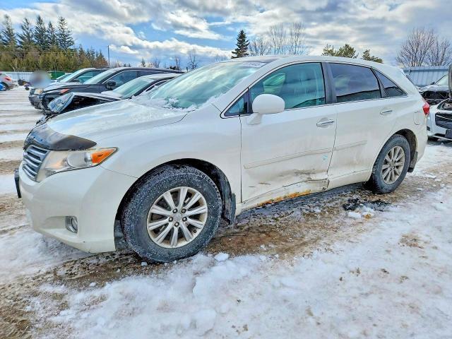 2010 Toyota Venza awd V6