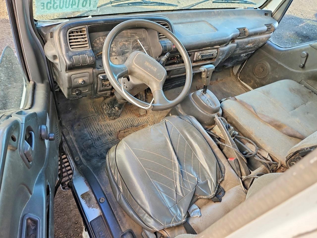 1999 Isuzu NQR Dump Truck