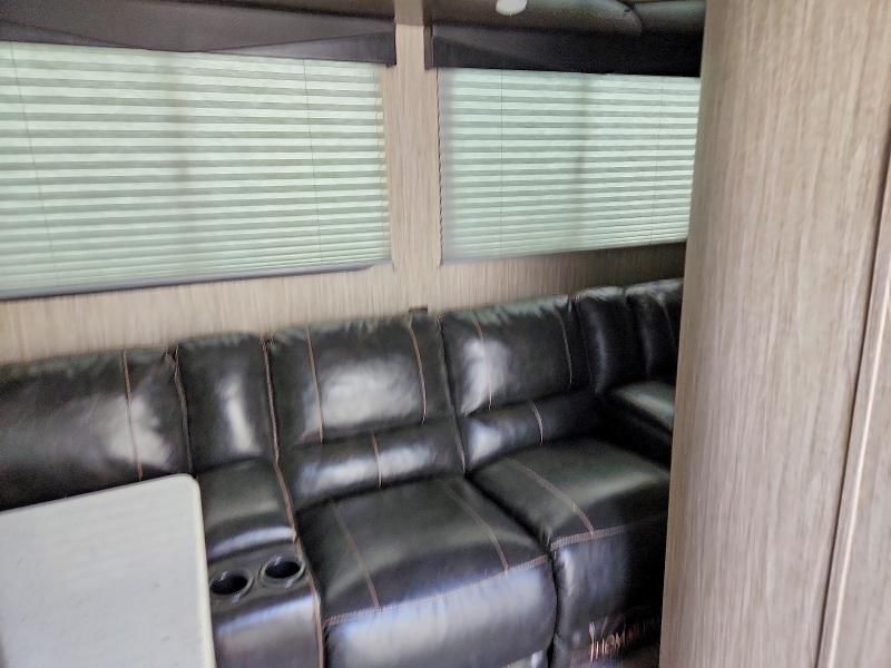 2018 Cruiser Rv Stryker Camper