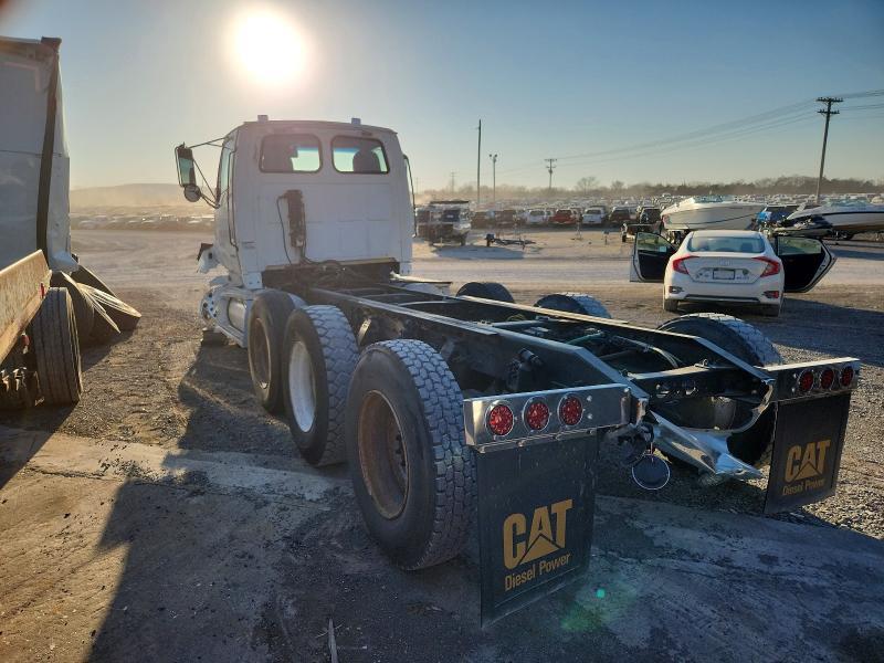 2000 Sterling 2000 Sterling L9522 Truck Cab AND Chassis