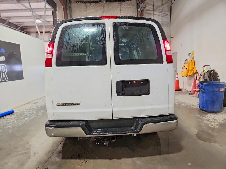 2019 Chevrolet Express 2500 Delivery van