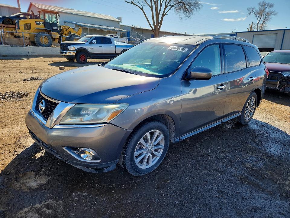 2015 Nissan Pathfinder sv