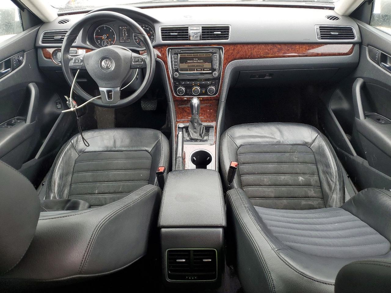 2014 Volkswagen Passat sel
