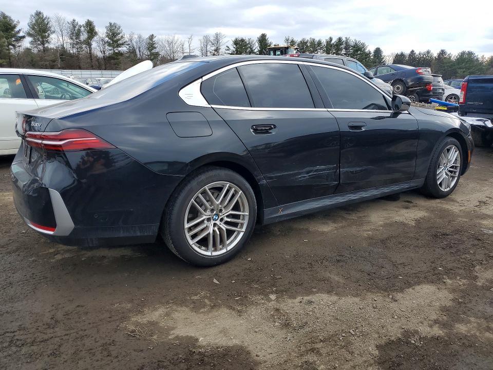 2024 BMW 530 xi