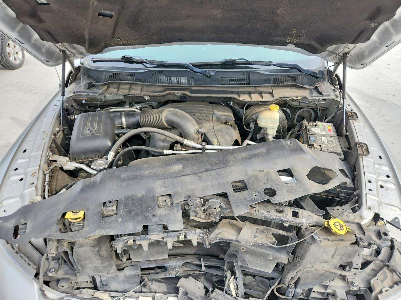 2016 Dodge Ram 1500 slt