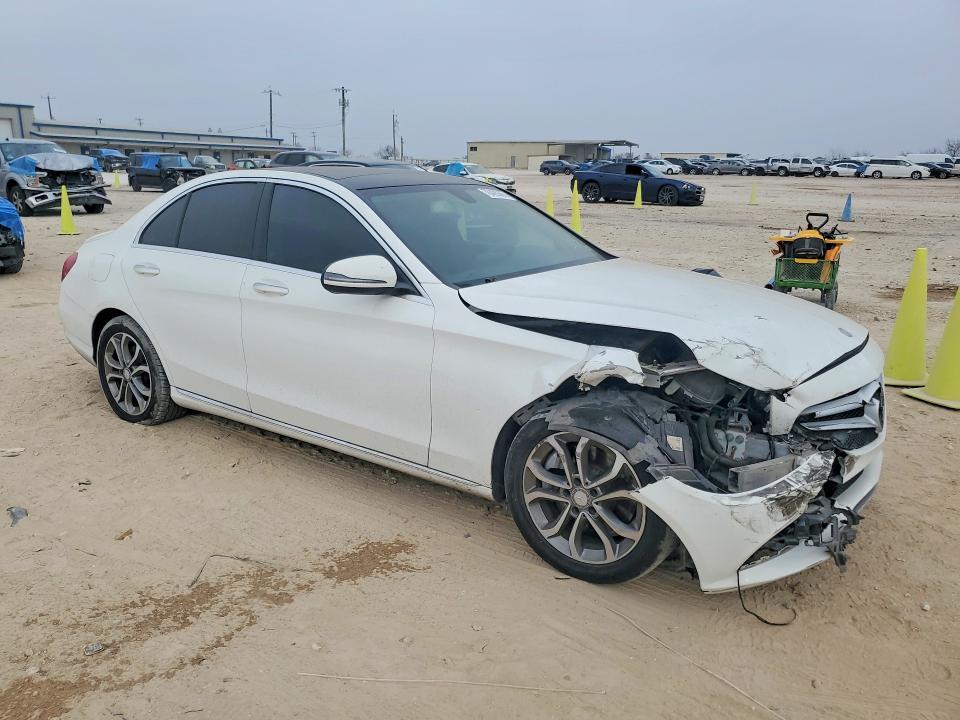 2016 Mercedes-Benz C300
