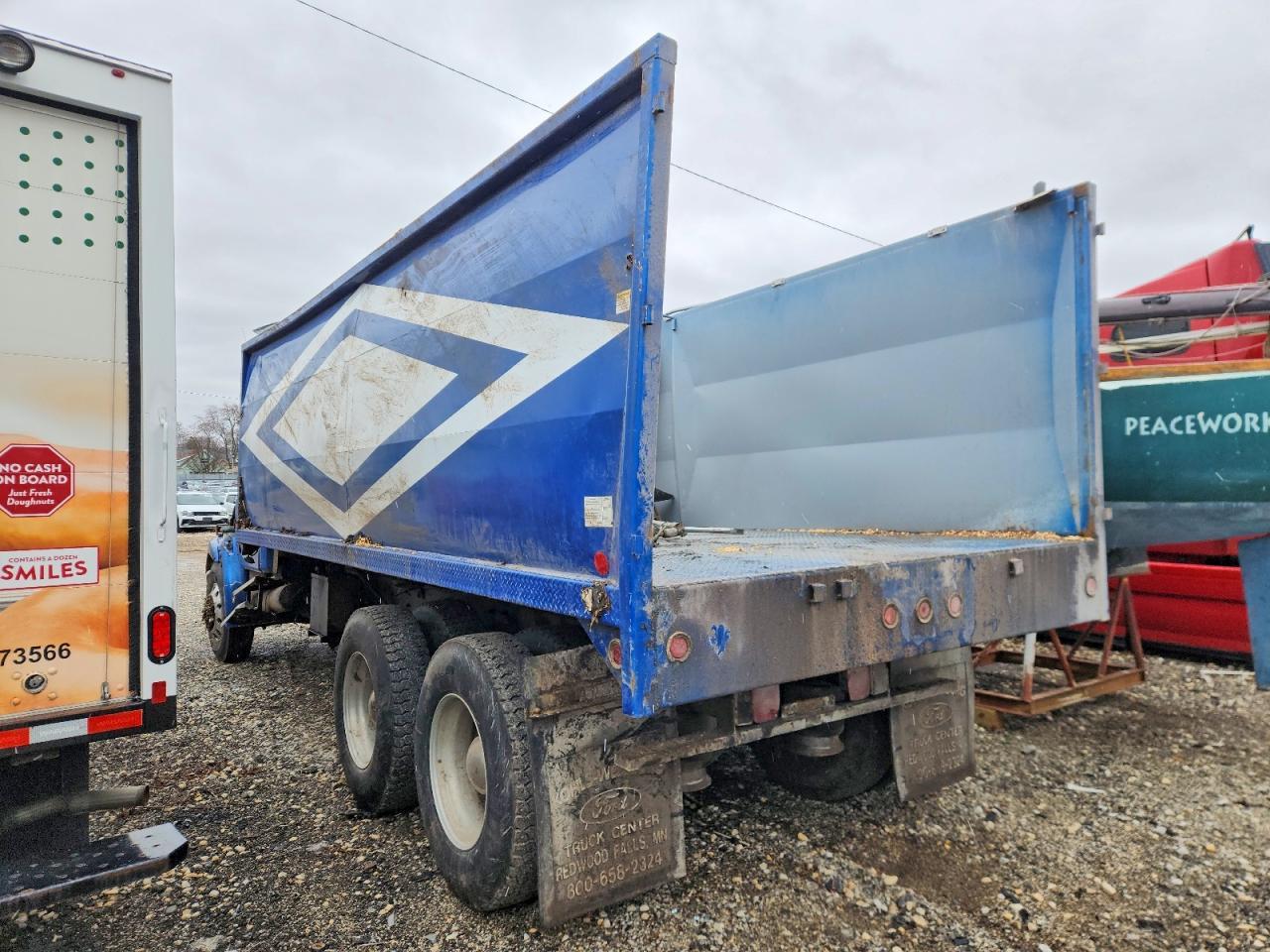 2000 Freightliner FL80