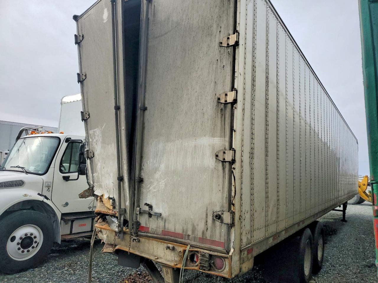 2011 Great Dane DRY BOX TR
