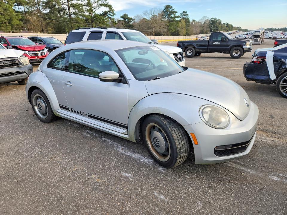 2012 Volkswagen Beetle