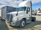 2015 Freightliner Cascadia Semi Truck