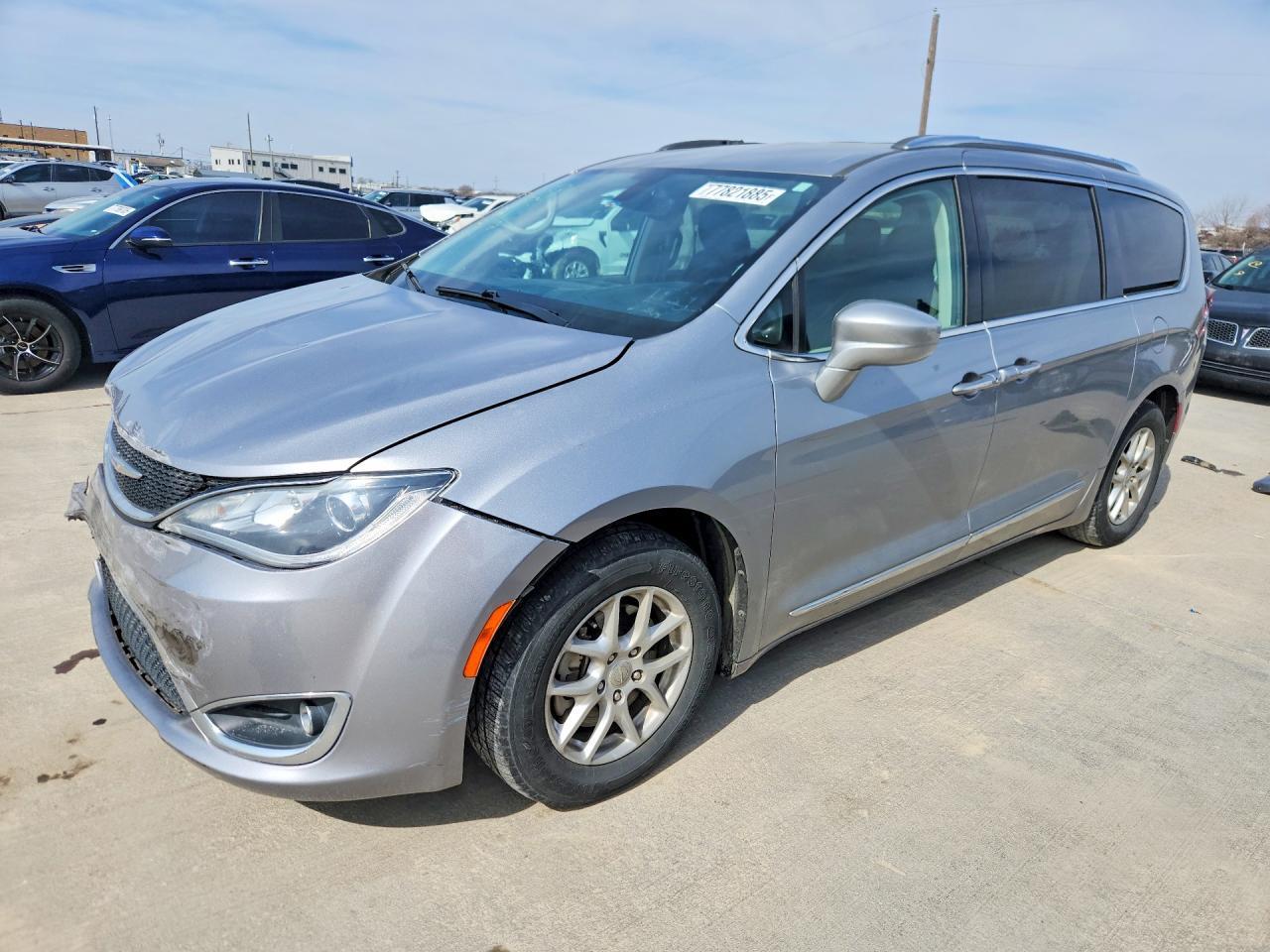 2020 Chrysler Pacifica Touring l