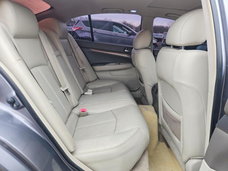2012 Infiniti G37