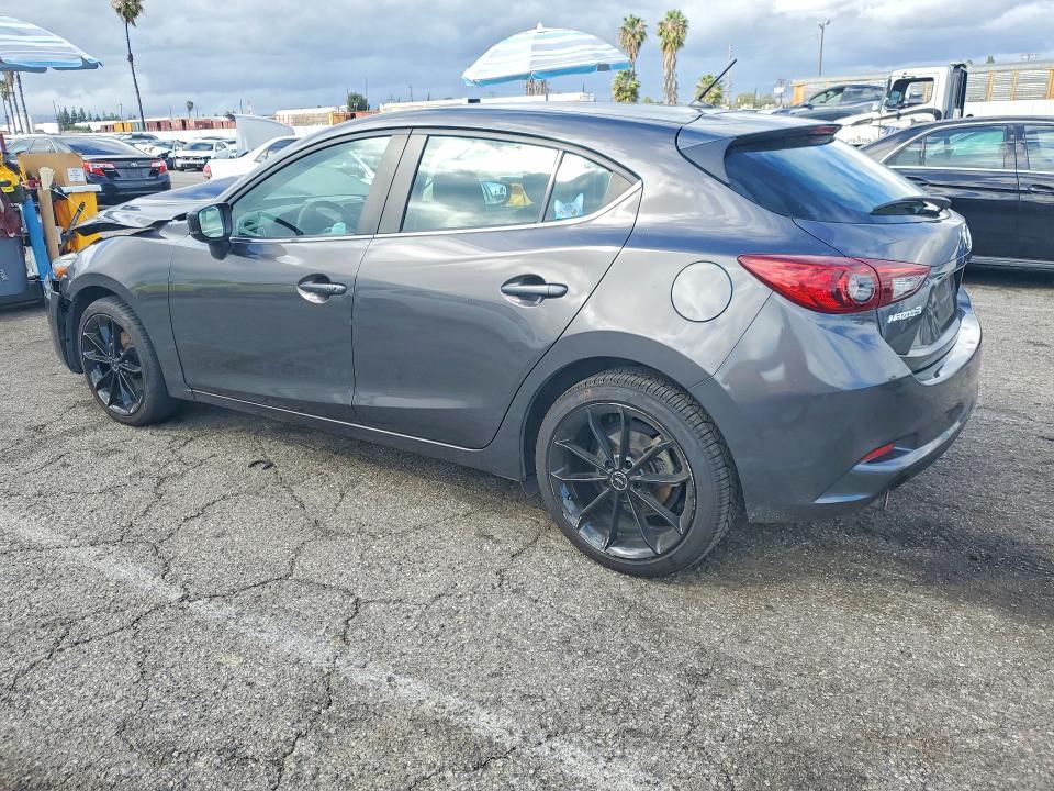 2018 Mazda 3 Touring