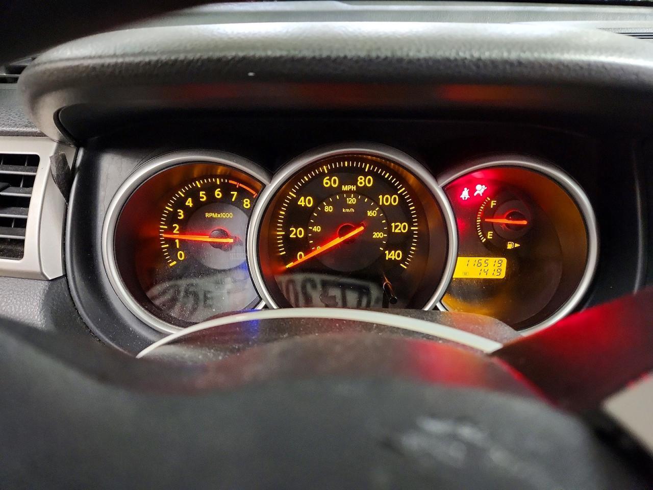 2009 Nissan Versa s