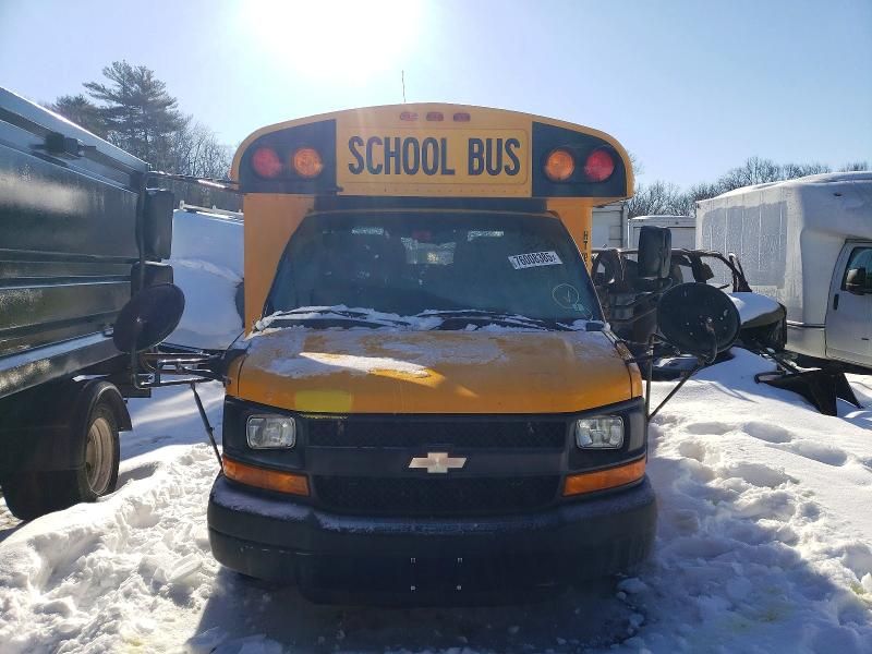 2014 Chev Rolet Express School Bus