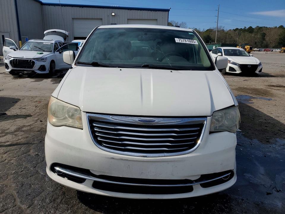 2011 Chrysler Town & Country Touring
