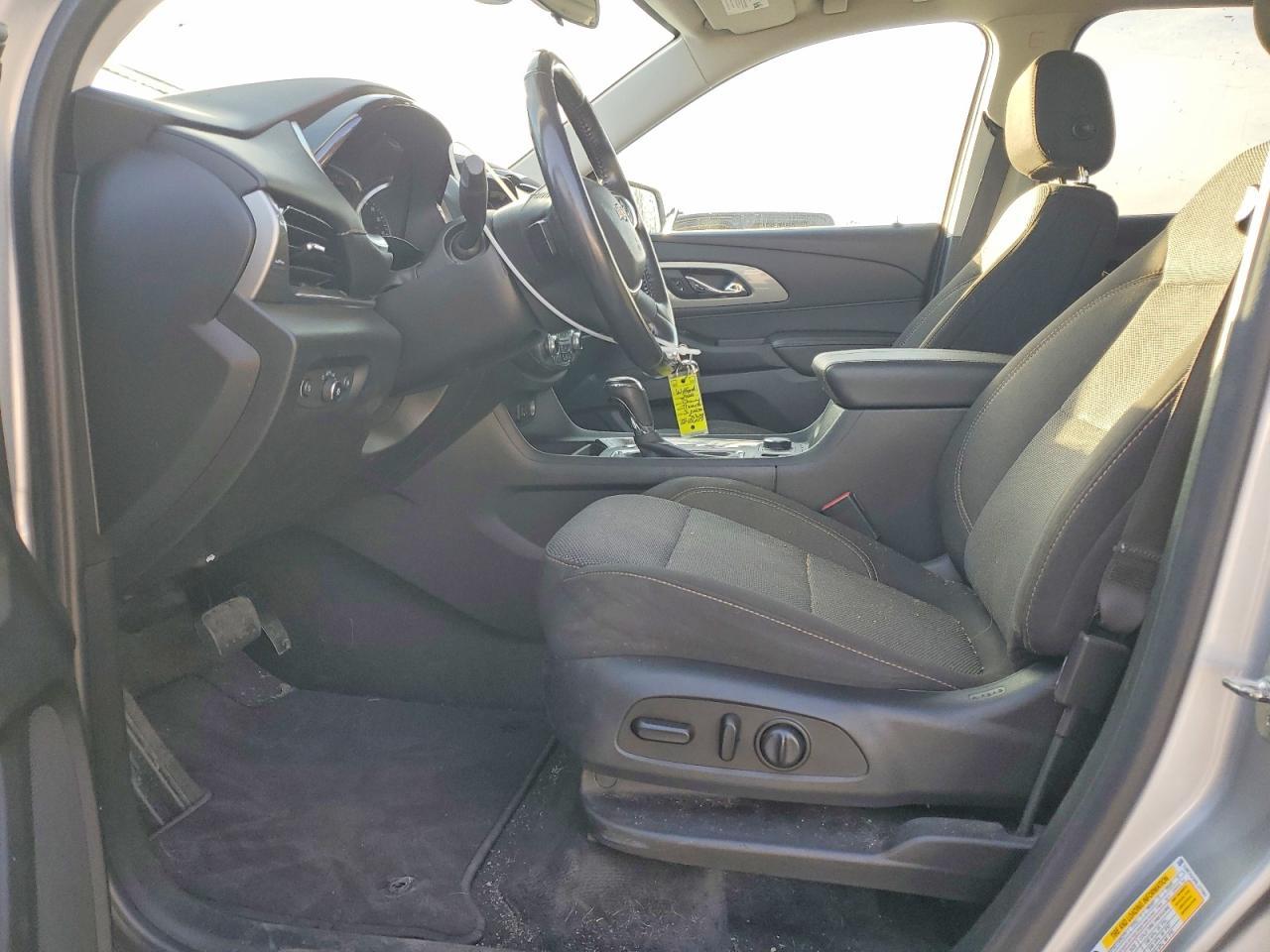 2020 Chevrolet Traverse lt