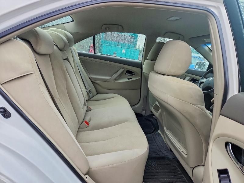 2008 Toyota Camry le