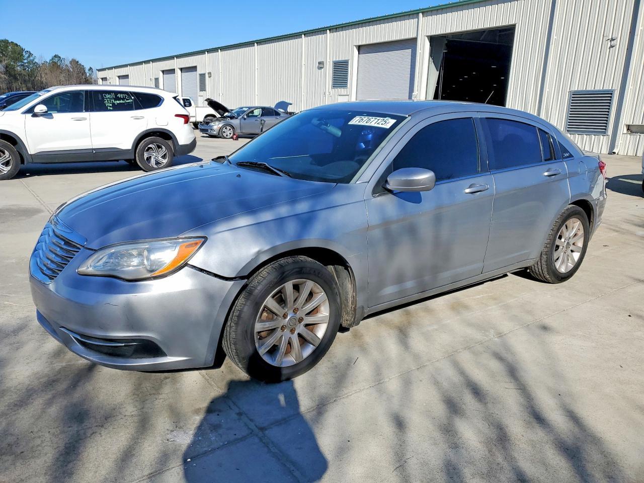 2014 Chrysler 200 Touring