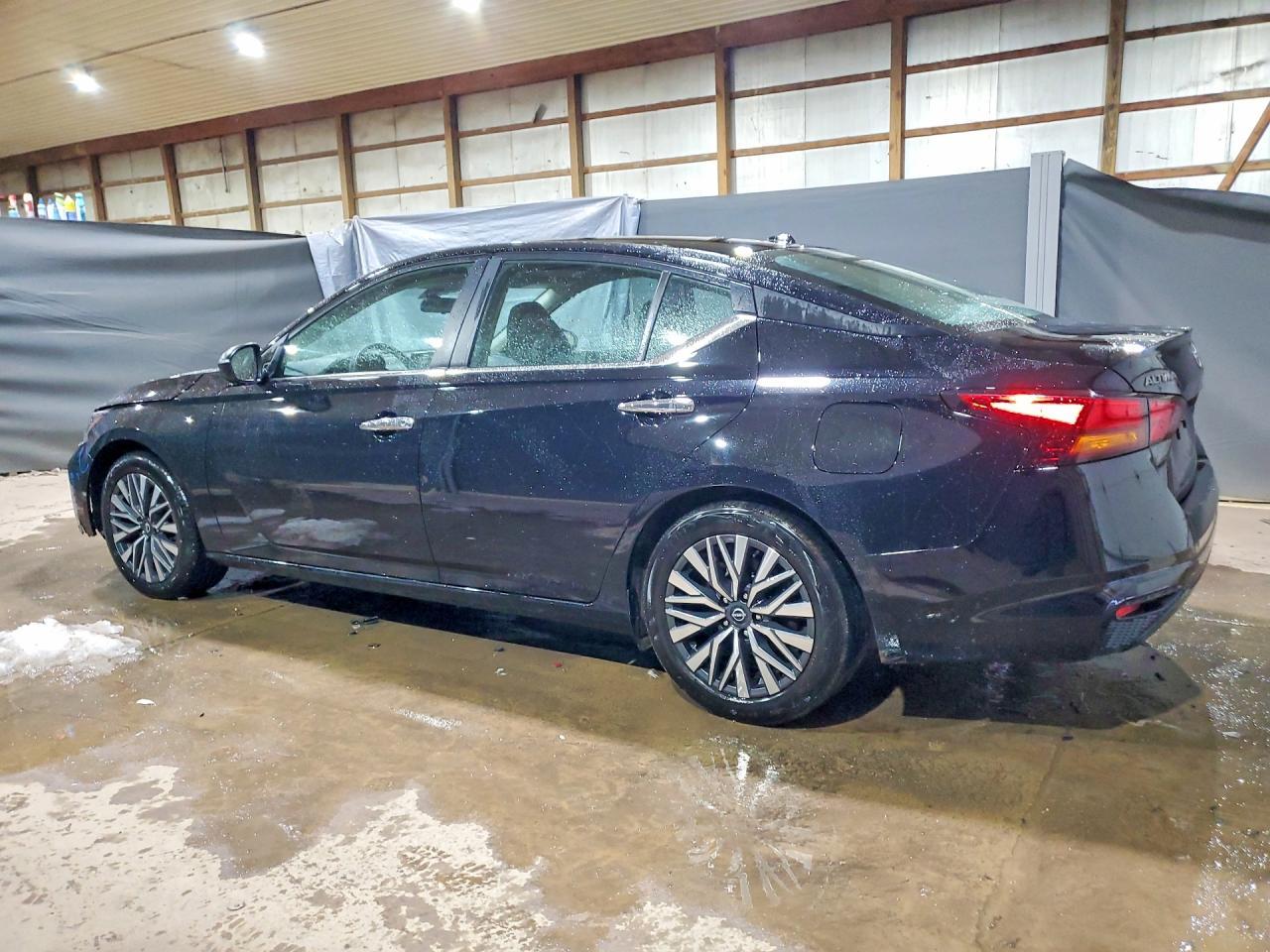 2024 Nissan Altima sv