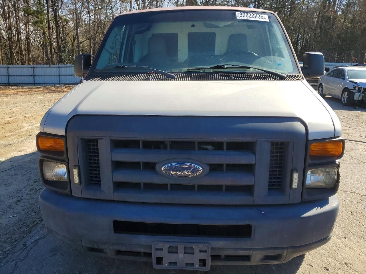 2013 Ford Econoline E350 Super Duty van
