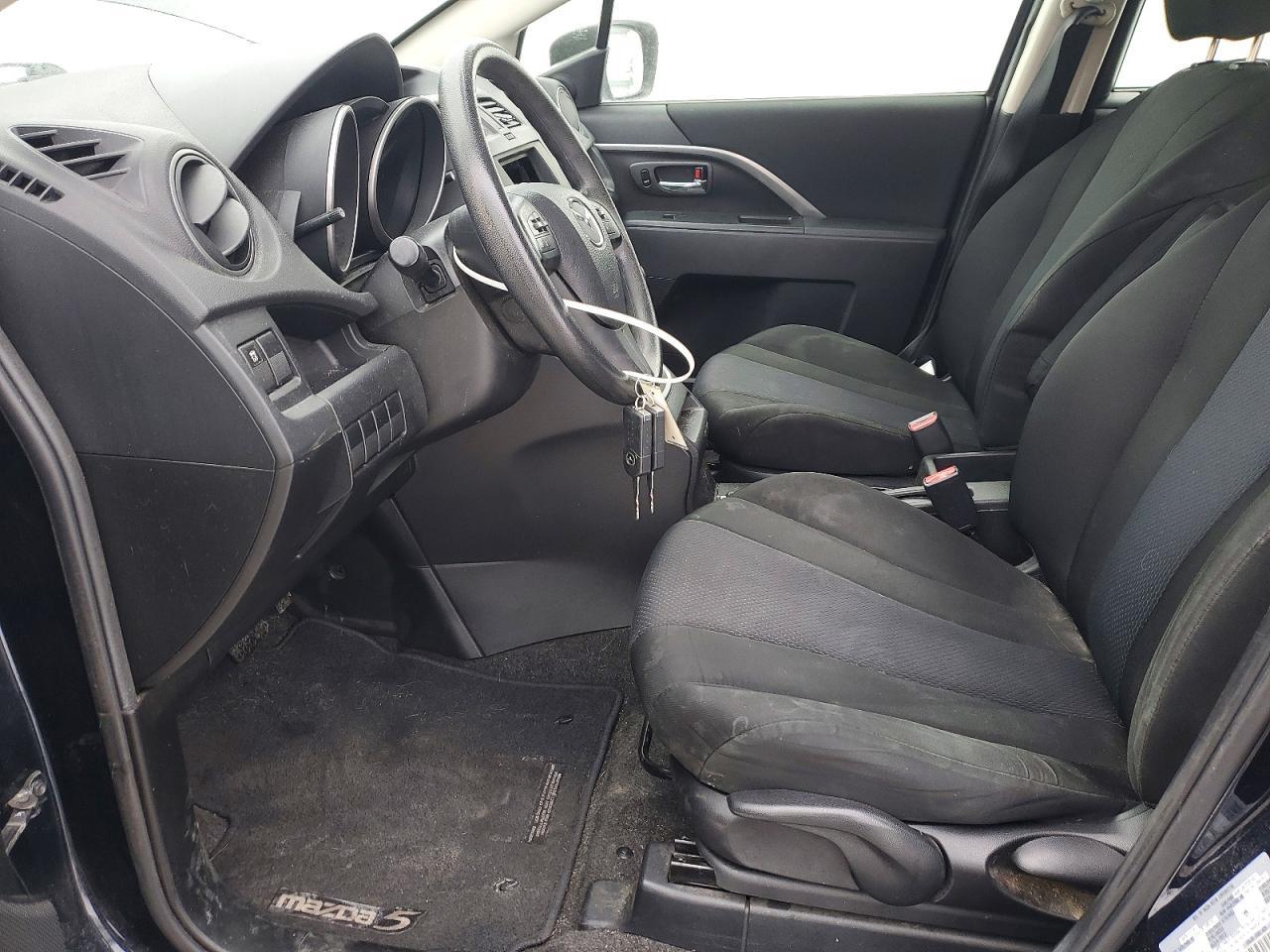 2015 Mazda 5 Sport