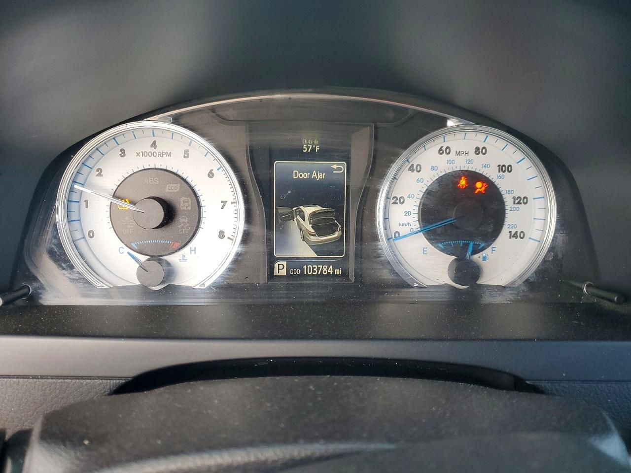 2016 Toyota Camry le