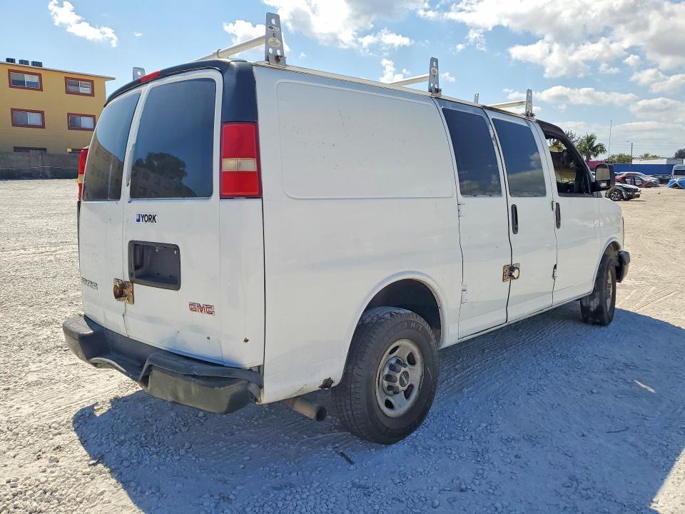 2009 GMC Savana G2500