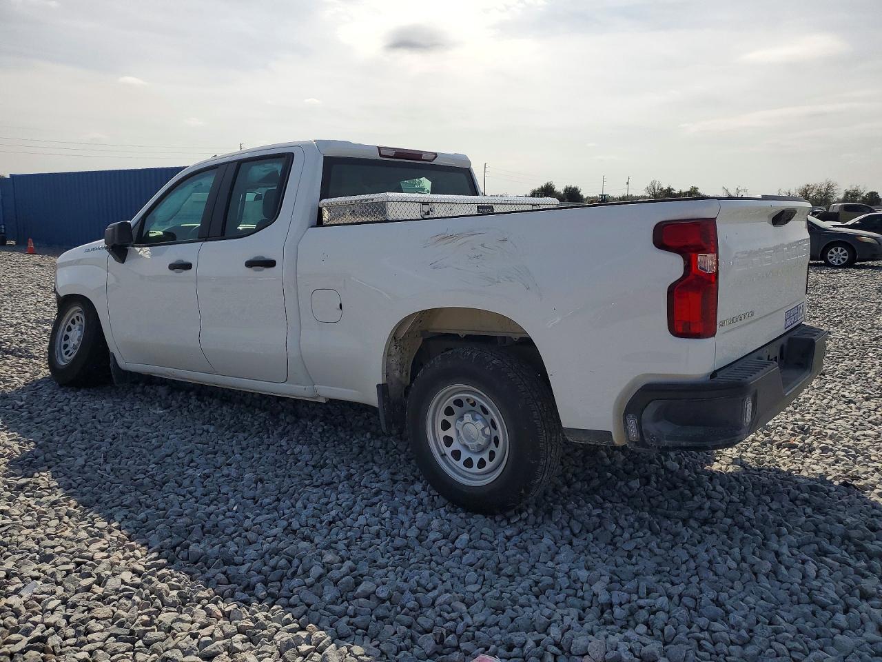 2025 Chevrolet Silverado C1500