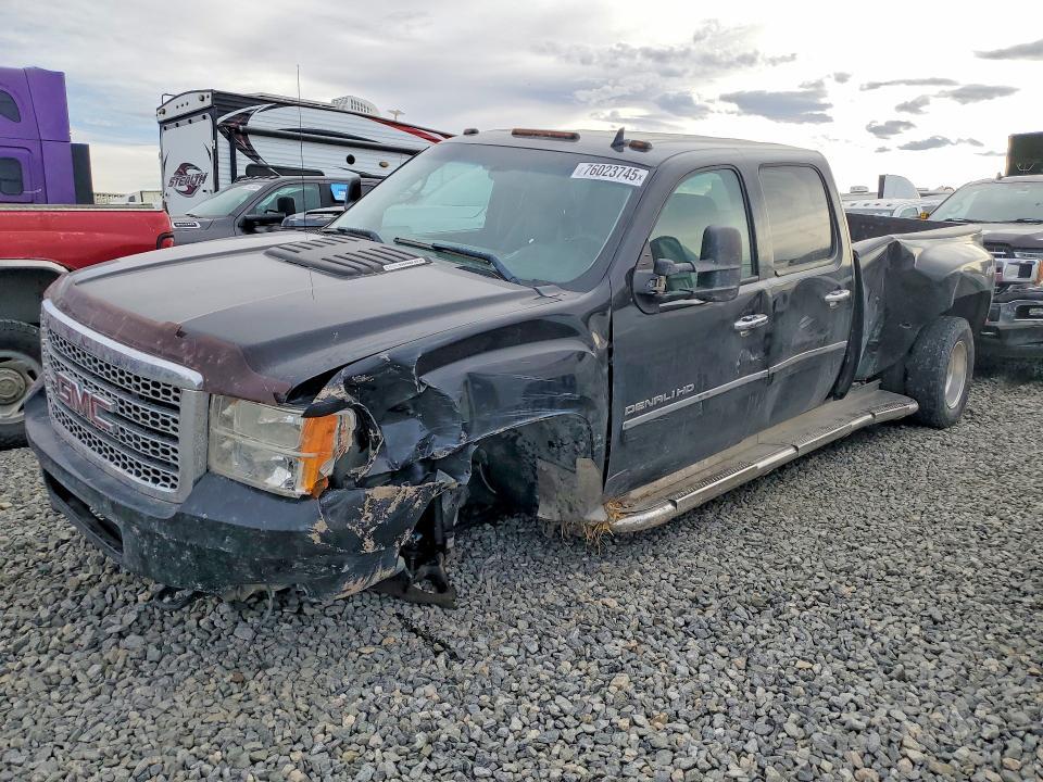 2013 GMC Sierra K3500 Denali