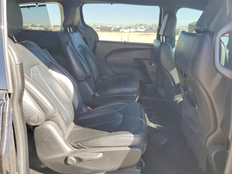 2020 Chrysler Pacifica Hybrid Touring l