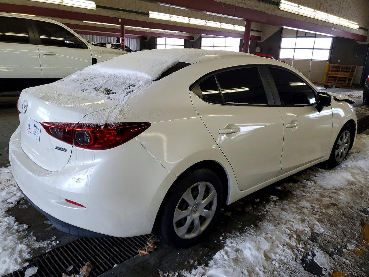 2015 Mazda 3 Sport