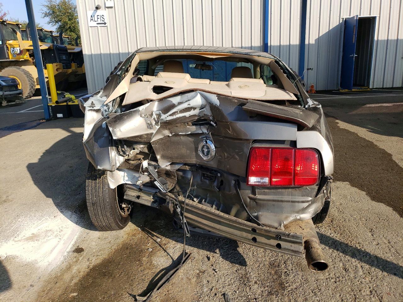 2005 Ford Mustang