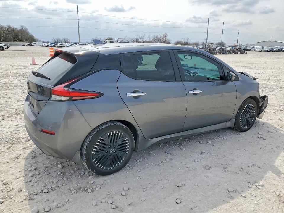 2024 Nissan Leaf sv Plus