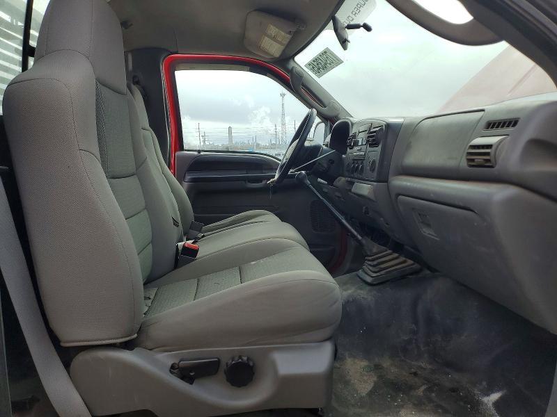 2005 Ford F350 Super Duty Flatbed Truck