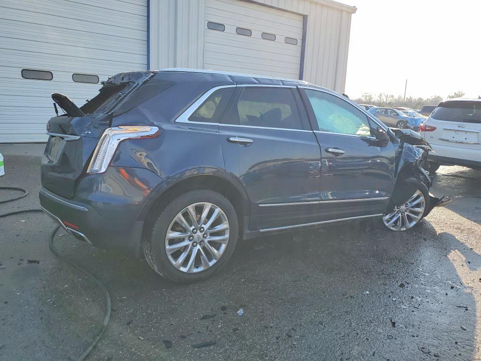 2019 Cadillac XT5 Platinum