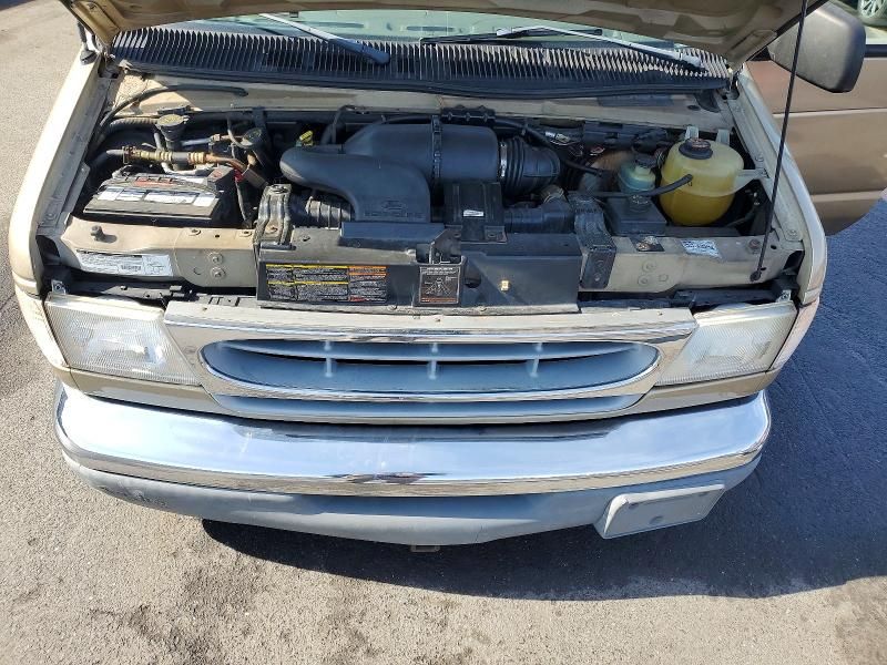 1999 Ford Econoline E150 Wagon