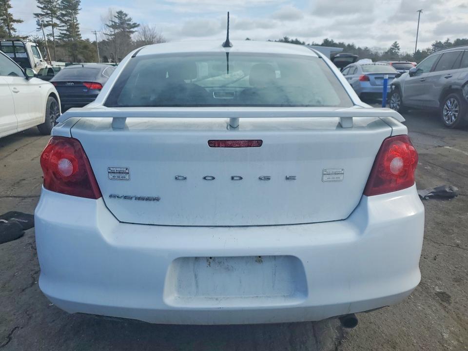2014 Dodge Avenger se