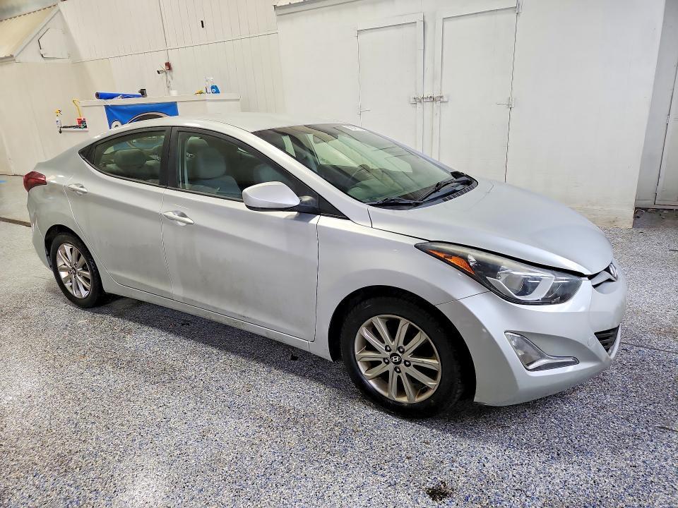 2014 Hyundai Elantra se