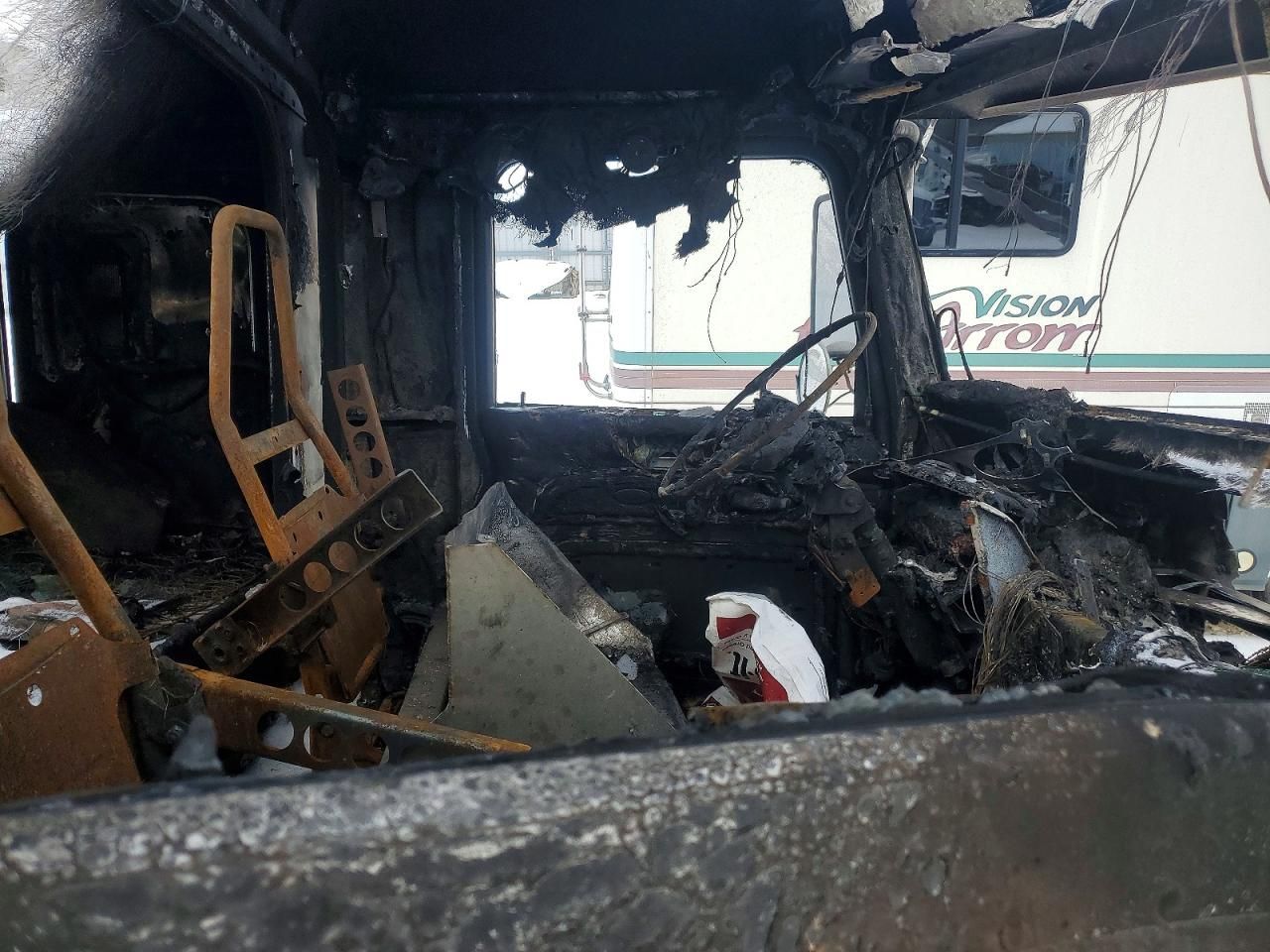 2017 Peterbilt 389-Semi Truck