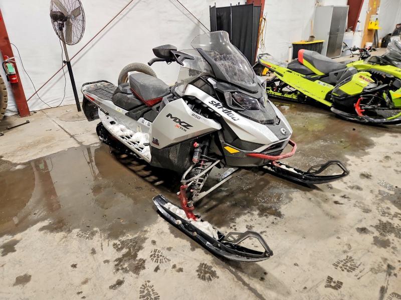 2024 Skidoo MXZ