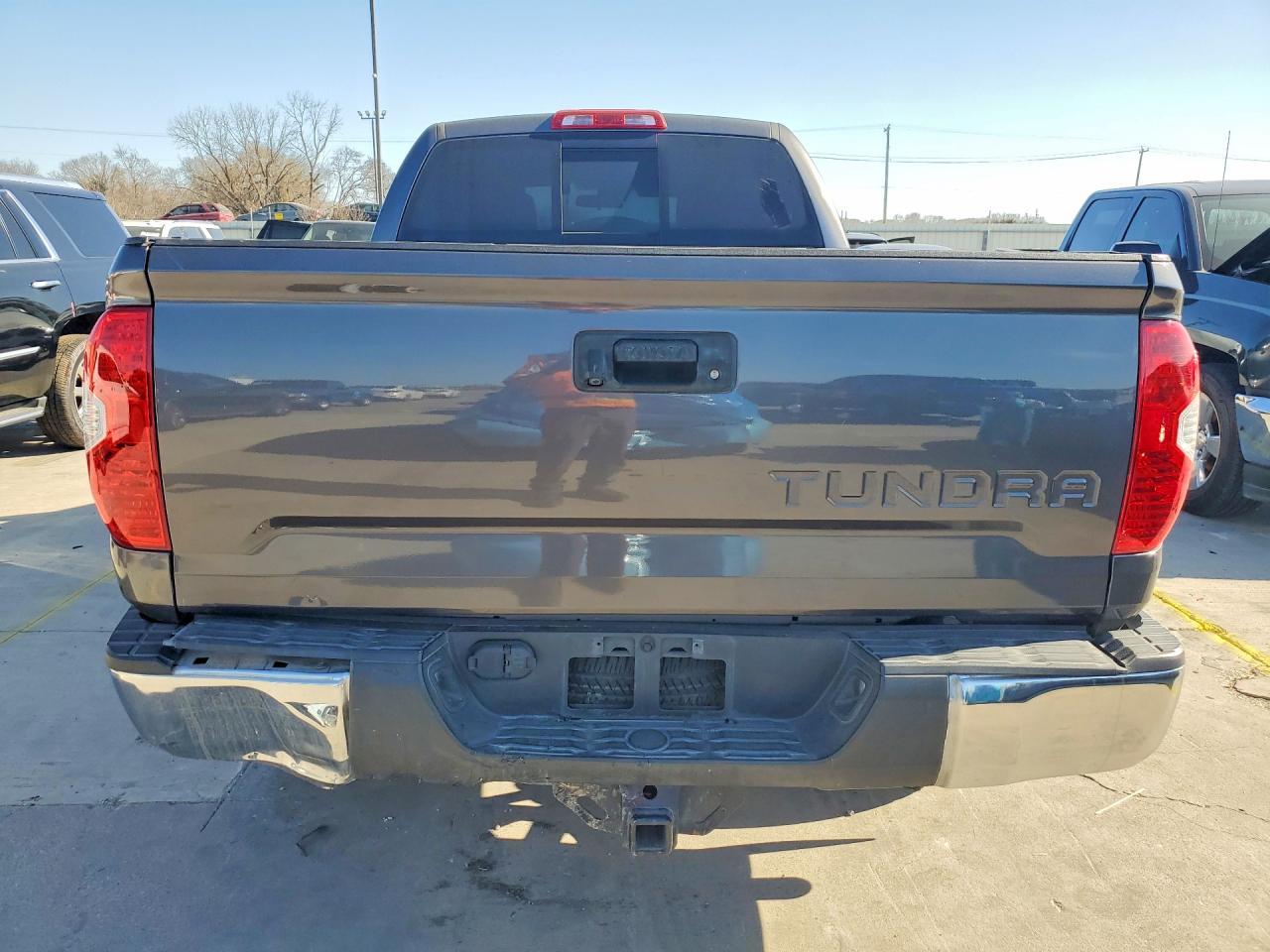 2018 Toyota Tundra SR5