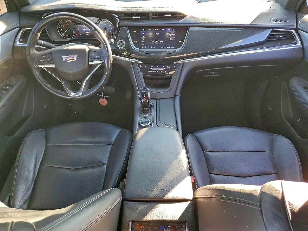 2020 Cadillac XT6 Premium Luxury