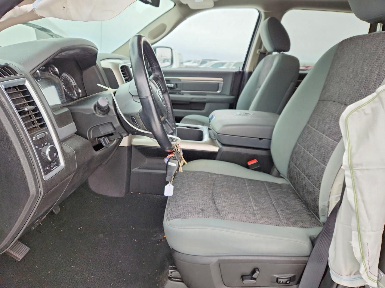 2019 Dodge Ram 1500 Classic slt