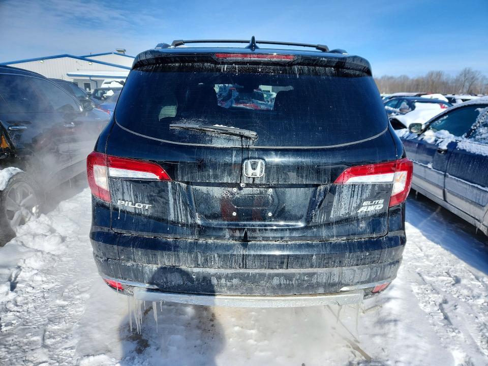 2022 Honda Pilot Elite